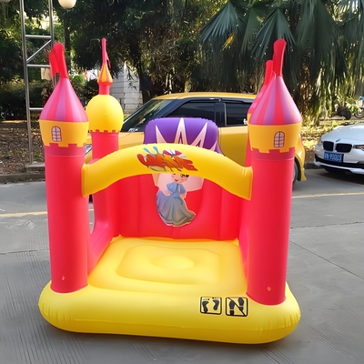 Moderne eenvoudige betaalbare commerciële opblaasbare waterslide en kinderbouncehuis