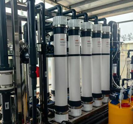 Dupont SFP-2860 PVDF Ultrafiltratie Membraanmodule met een poriegrootte van 0,03 μm en een oppervlakte van 51 m2 voor RO-voorbehandeling